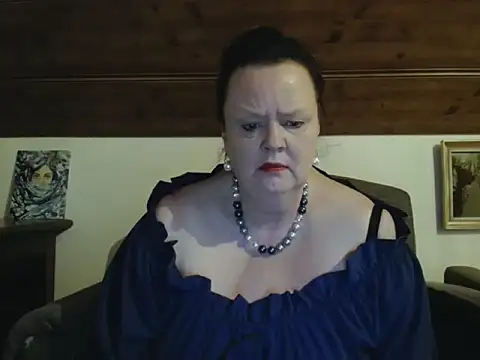 TiffanyMature's Live XXX Chat