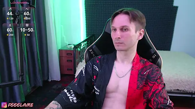 F666LAME – Kamerová šou