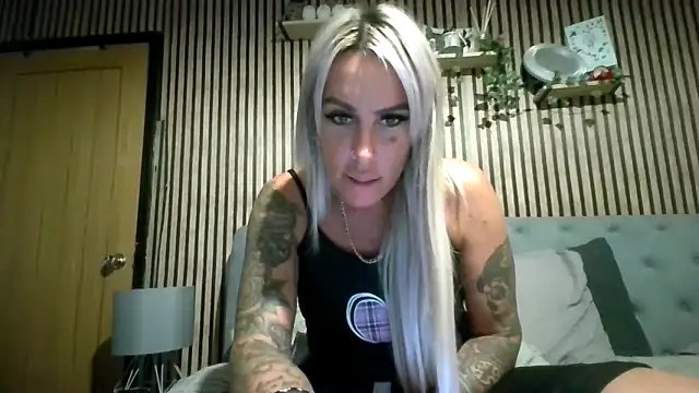 poppyinga1: онлайн-секс-чат