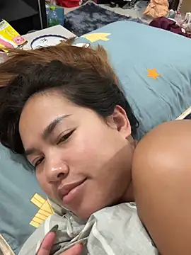 Ponthip live XXX chat