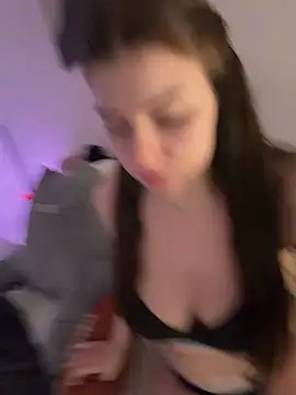 EllyNora's Webcam Show