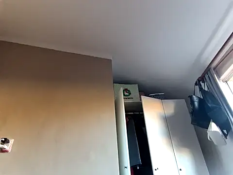 Denisutra777n Live XXX chat