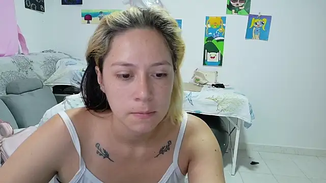 MommyMiaWs 라이브 XXX 채팅