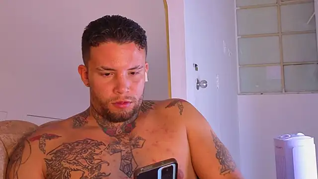 Pokazy przed kamerką – matthew_lennox_