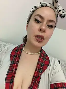 Show modela Stoned-baby69 na web-kameri