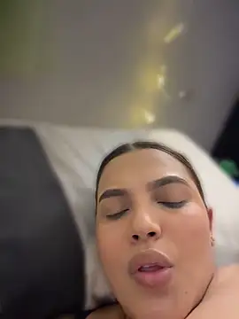 Chatroom XXX en direct de Colibri_xxx