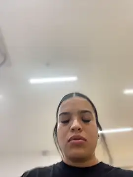 JuanitaMore01 live XXX chat