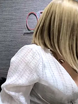 Katy__A Pertunjukan Webcam