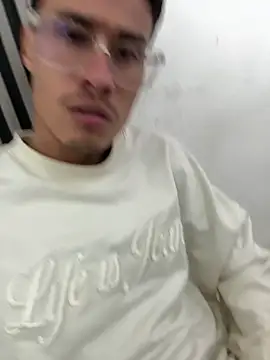 TavoHot_'s Webcam Show