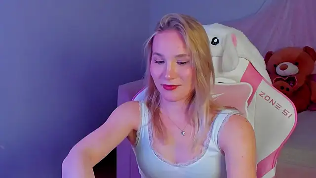 Živý XXX chat ElaraVoltage