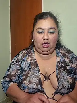 curvy_diva_ élő XXX-chatje