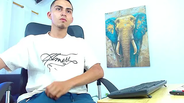 lucass_18 Live XXX Chat