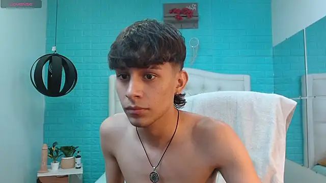 DraxBlade09のライブXXXチャット