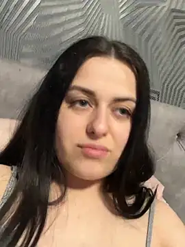 Velliaa's Live XXX Chat