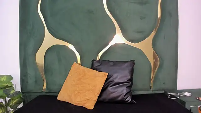 Daphne_cuteht Live XXX Chat