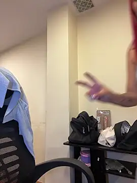 JuliethaDemon_ Chat XXX in diretta