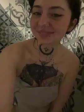 milou_xtx Live XXX-Chat