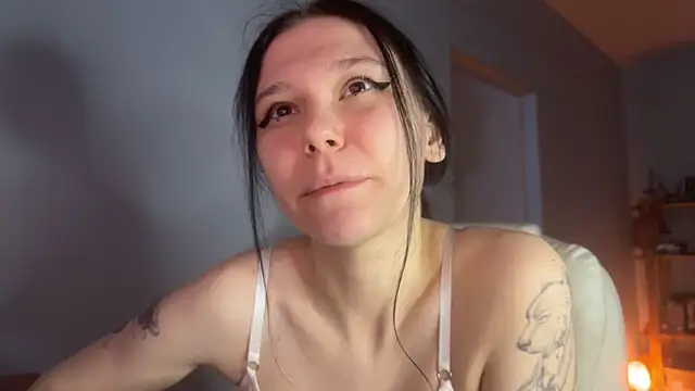 pinkdolly18's Live XXX Chat