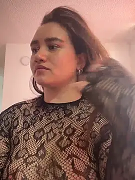 Samantha-Collinss লাইভ XXX চ্যাট