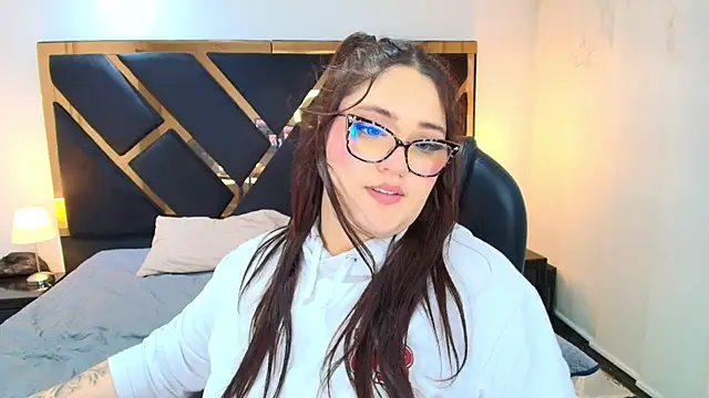 Camiila_Osorio 现场XXX聊天