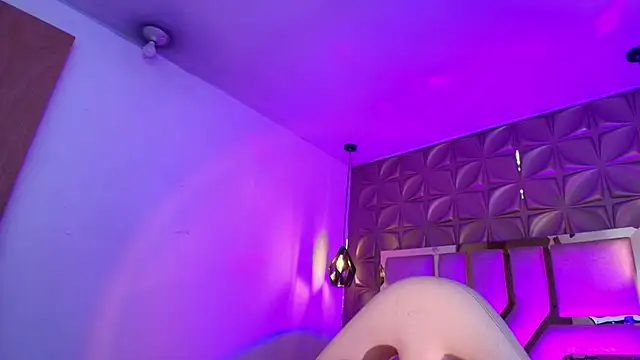 Chat XXX ao vivo de Queen_perla_