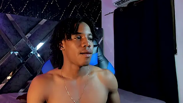 Show de axel_silva4 na webcam