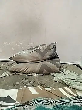 nikkyguddi's Live XXX Chat