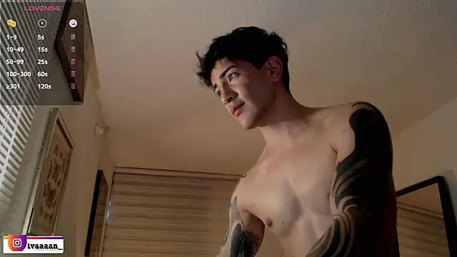 ivaaaan_ Show Webcam