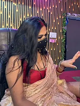 item_GirI Pertunjukan Webcam