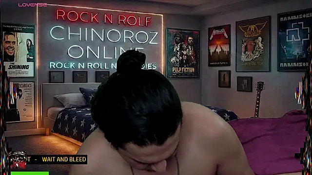 chino_roz Adlı Modelin Canlı XXX Sohbeti