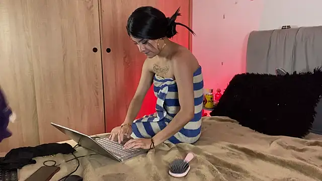 perceo_and_saddie Webcam Show