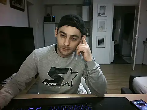 Show modela mihaimichael na web-kameri