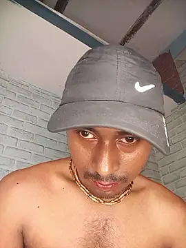 ravimandal 即時 XXX 聊天