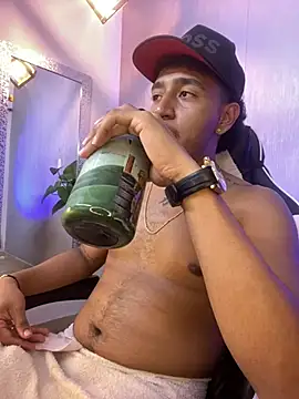 Brand_Collins: απευθείας συνομιλία ΧΧΧ