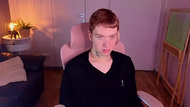 JusttJustin: απευθείας συνομιλία ΧΧΧ