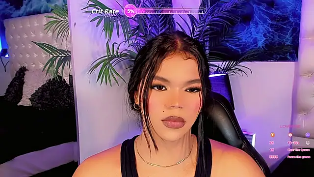 Keira_Fox31 Show in webcam