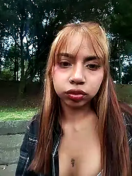 Živý XXX chat Atenea_7