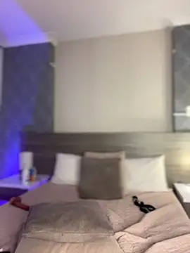 Chat +18 de MiilaBlake ao vivo