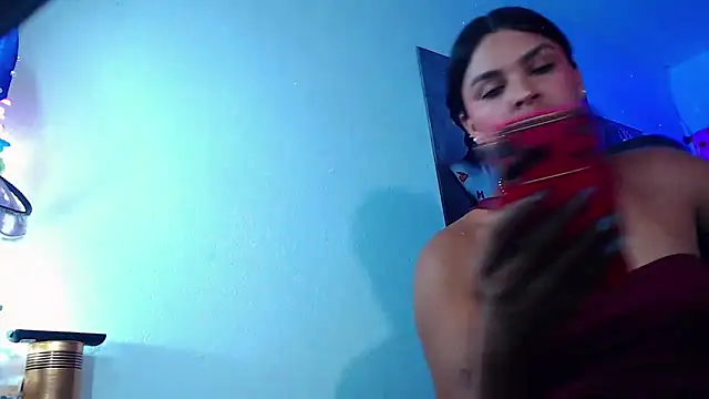 aishadlion 现场XXX聊天