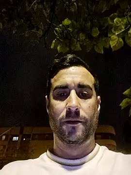 HotMan69- Adlı Modelin Canlı XXX Sohbeti