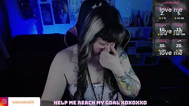 แชท XXX สดของ Bdsm_and_fries