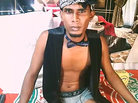 IndianThuggin Show in webcam