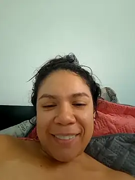 Chat +18 de Aila_Phone ao vivo