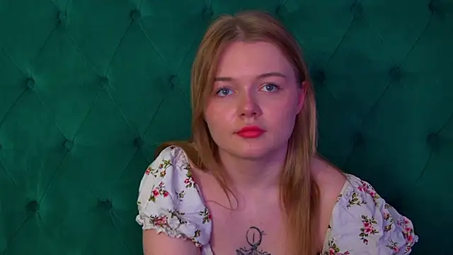 ElinaVale Pertunjukan Webcam