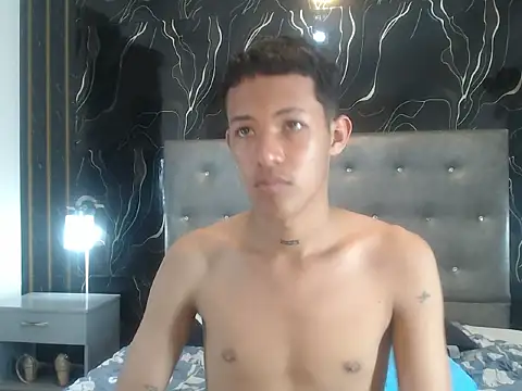 PhillipCox webcam show