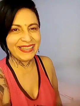 Casandramillf's Live XXX Chat
