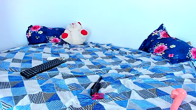 Chat +18 de Emily_Coper18 ao vivo