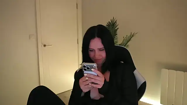 mira_mmiran Live XXX chat