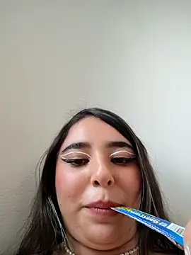 Sembang XXX Secara Langsung Bagiolett