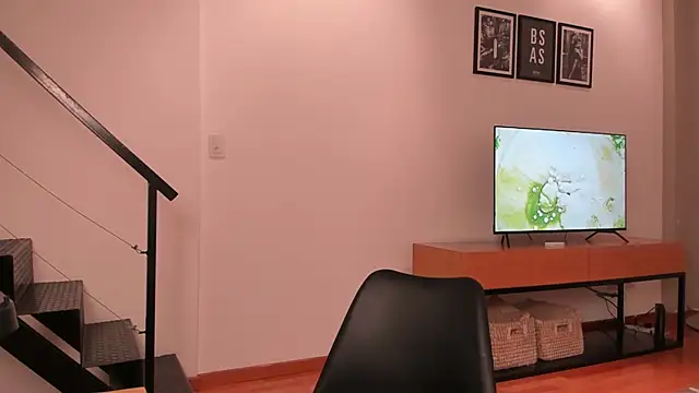 Mira_Lite Webcam Show